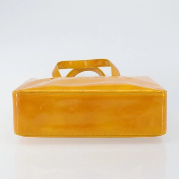 CHANEL Tote Bag Patent leather Yellow Gold CC Auth 142937 - Picture 10 of 16